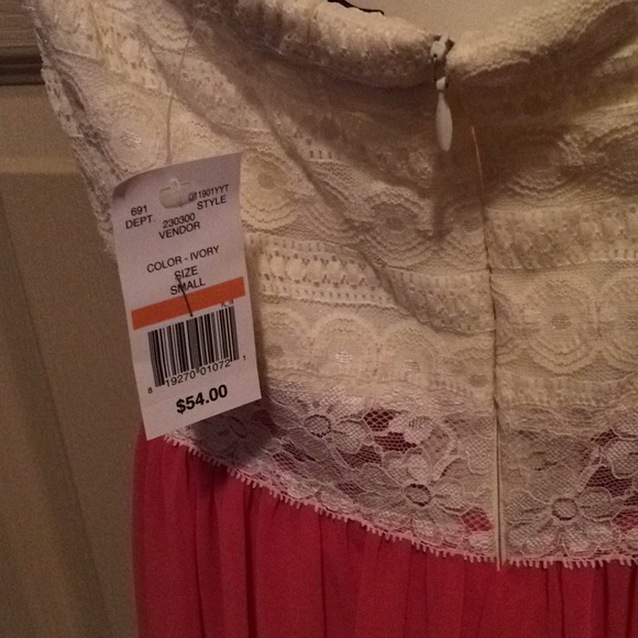 Pink Cream Strapless Dress - Picture 3 of 4